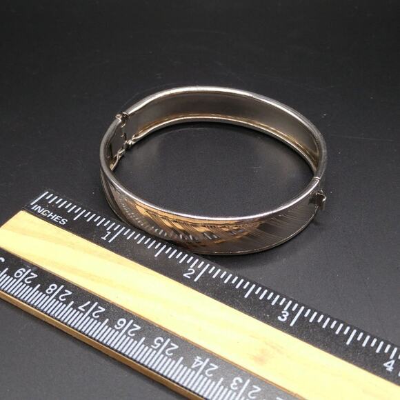 Vintage Silver Tone Stripe Textured Hinged Bracelet, Tongue Clasp, 7 Inches - Picture 5 of 8
